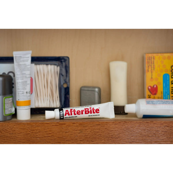 Xtra Anti-Itch Diphenhydramine HCl 2% Gel - 1 pack - 0.7oz per pack - plus 3 My Outlet Mall Resealable Storage Pouches