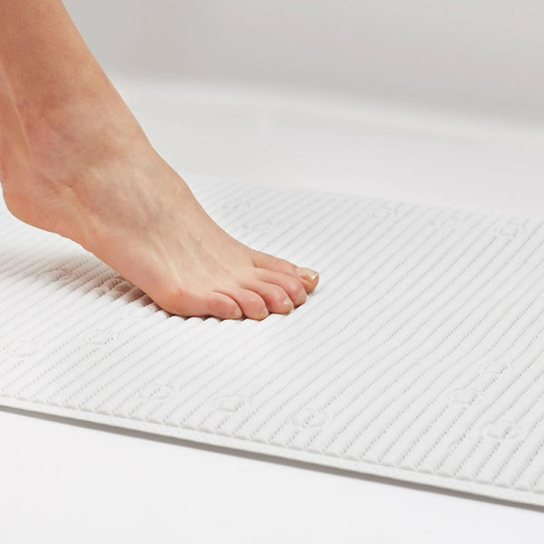 Cushioned Foam Bathtub Mat with Suction Cups, White 17" x 36" - 1 pack - plus 3 My Outlet Mall Resealable Storage Pouches