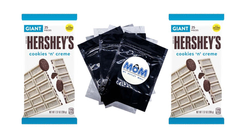 Cookies 'n' Creme Giant Candy Bars, 2 pack, 7.37 oz per pack, plus 3 My Outlet Mall Resealable Storage Pouches