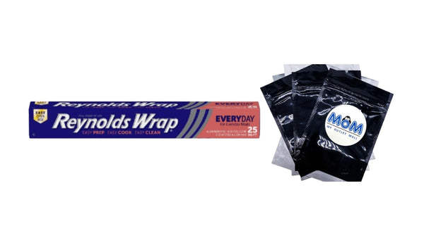 Everyday Strength Aluminum Foil  - 1 pack -  25 square feet per pack - plus 3 My Outlet Mall Resealable Storage Pouches