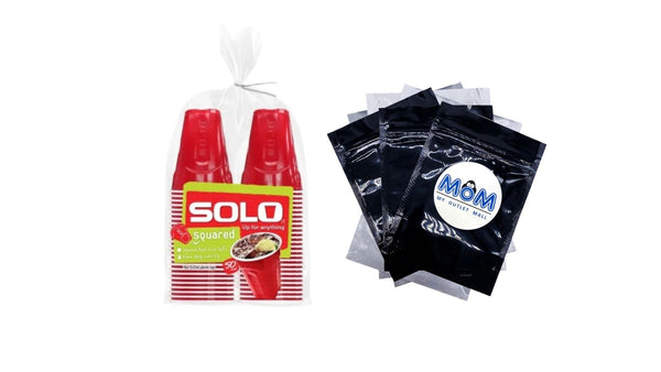Red Party Plastic Disposable Cups, 18 oz - 1 pack - 50 Count per pack - plus 3 My Outlet Mall Resealable Storage Pouches