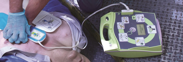 Zoll Medical AED Plus Defibrillator with case